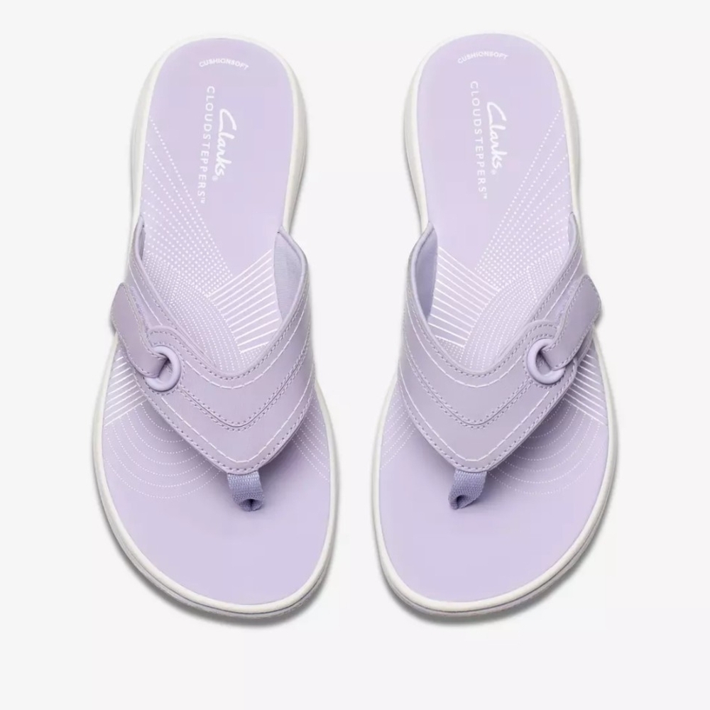 Clarks Lavender Cloudstepper Thong Sandals